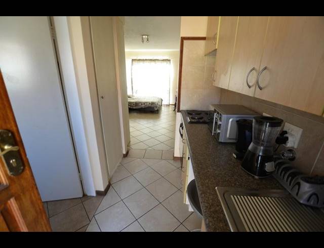 1 BEDROOM APARTMENT FOR SALE IN THE ORCHARDS
